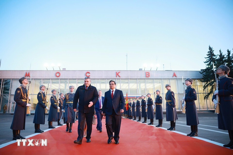 Lễ tiễn Thủ tướng Phạm Minh Chính tại sân bay Vnukovo 2, Thủ đô Moska. (Ảnh: Dương Giang)