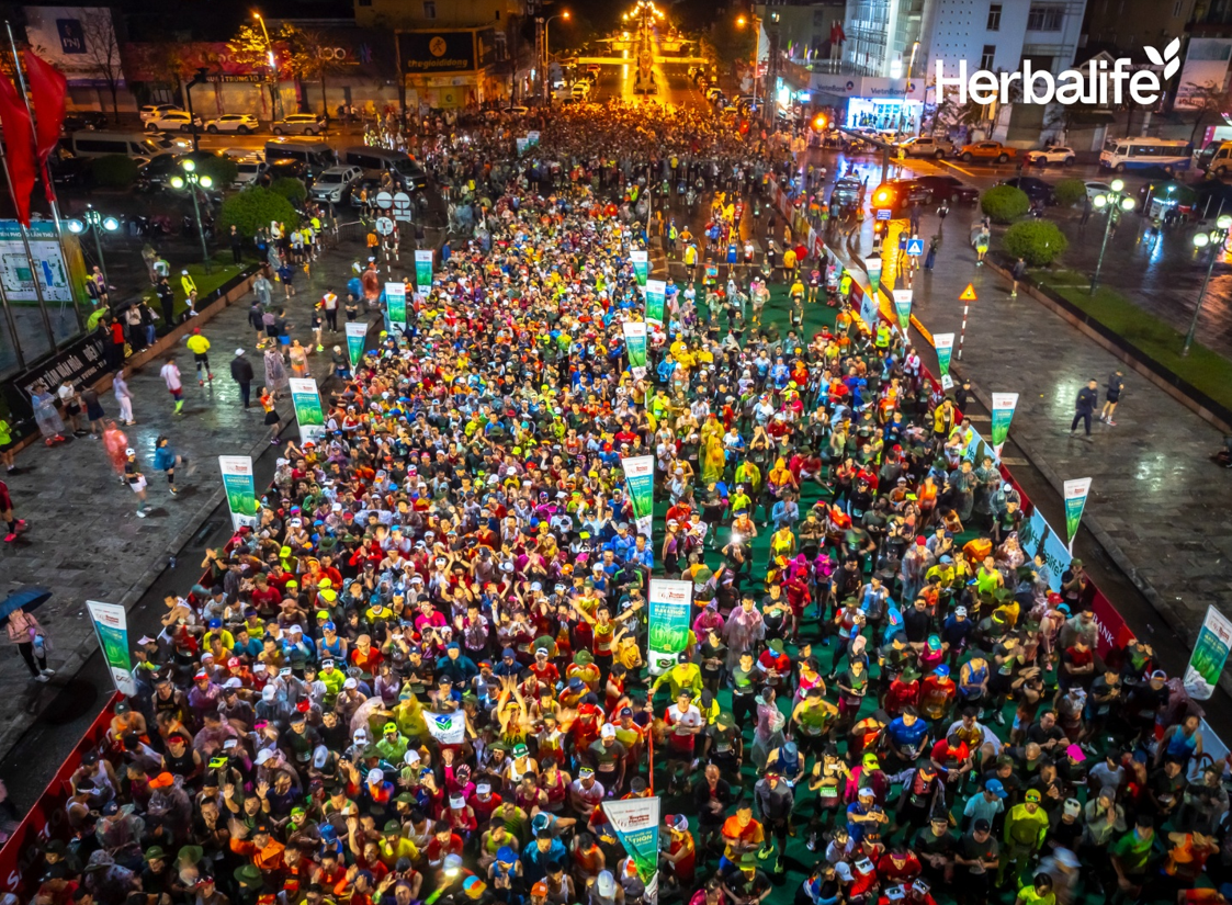 Tiền phong Marathon là giải chạy uy tín luôn thu hút hàng ngàn VĐV tham gia.