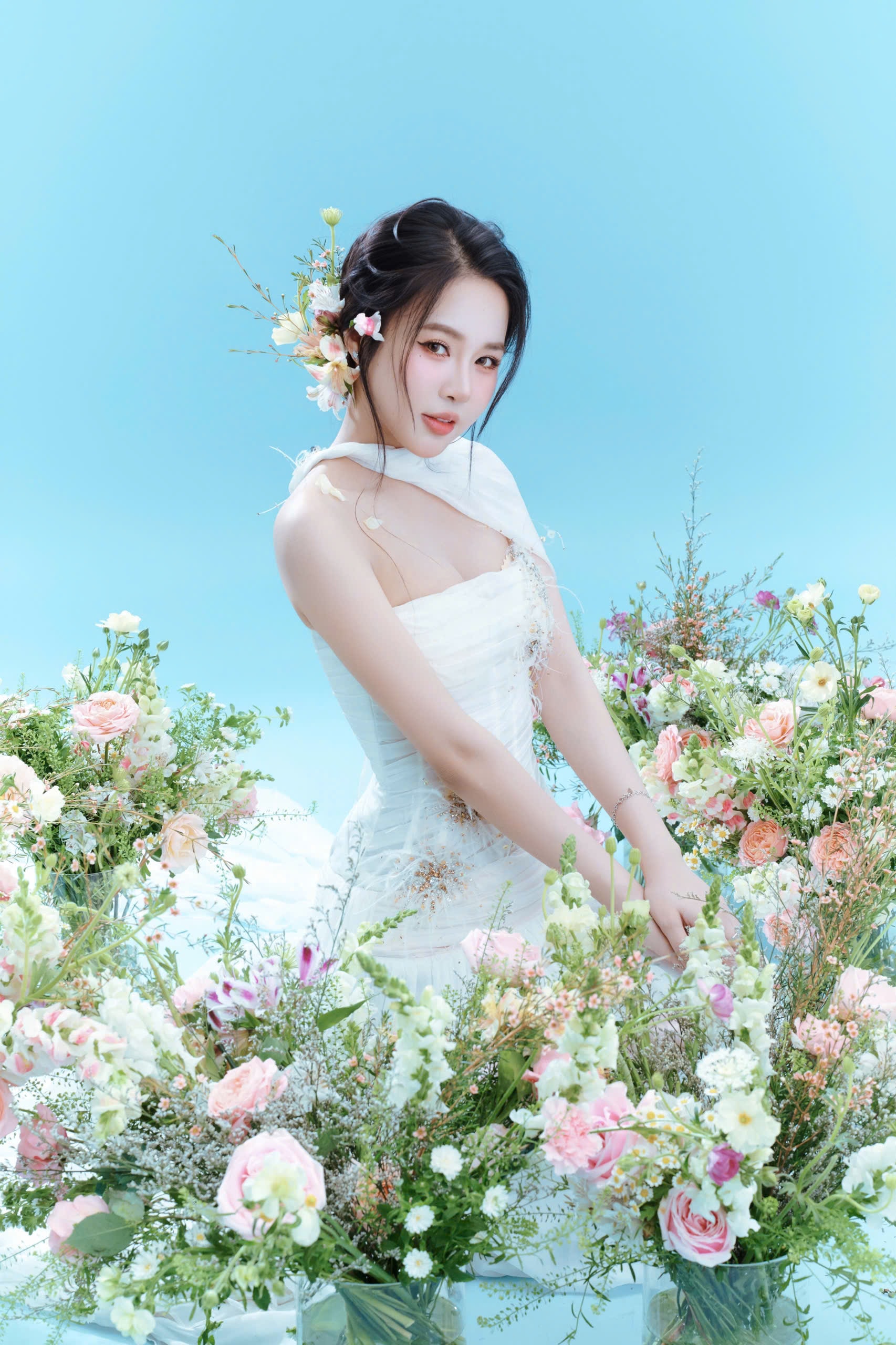 Sau khi đạt danh hiệu quốc tế, Hà Trang tích cực tham gia các hoạt động nghệ thuật, thời trang và sự kiện văn hóa. Cô theo đuổi hình ảnh một người đẹp thanh lịch, hướng đến giá trị bền vững. Người đẹp cho biết sẽ tiếp tục phát triển ở lĩnh vực thời trang và nghệ thuật, đồng thời tham gia các hoạt động cộng đồng phù hợp với hình ảnh mà cô đang theo đuổi.