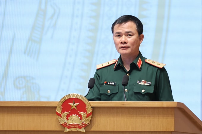 Ông Tào Đức Thắng, Chủ tịch kiêm Tổng giám đốc Tập đoàn Viettel phát biểu tại Hội nghị. Ảnh: VGP