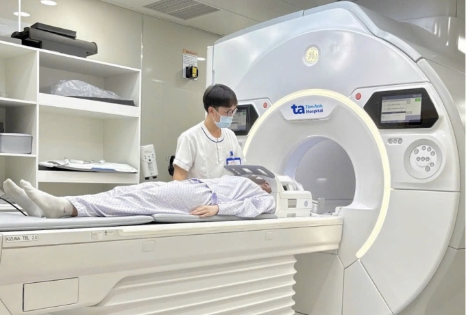 Chụp MRI 3 Tesla giúp tầm soát, phát hiện sớm nguy cơ sa sút trí tuệ. Ảnh: Bệnh viện Đa khoa Tâm Anh