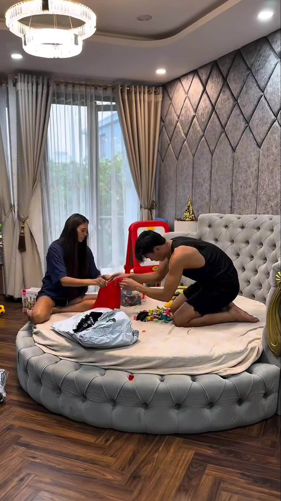 Dianka, Bùi Tiến Dũng trang trí phòng ngủ cho con trai