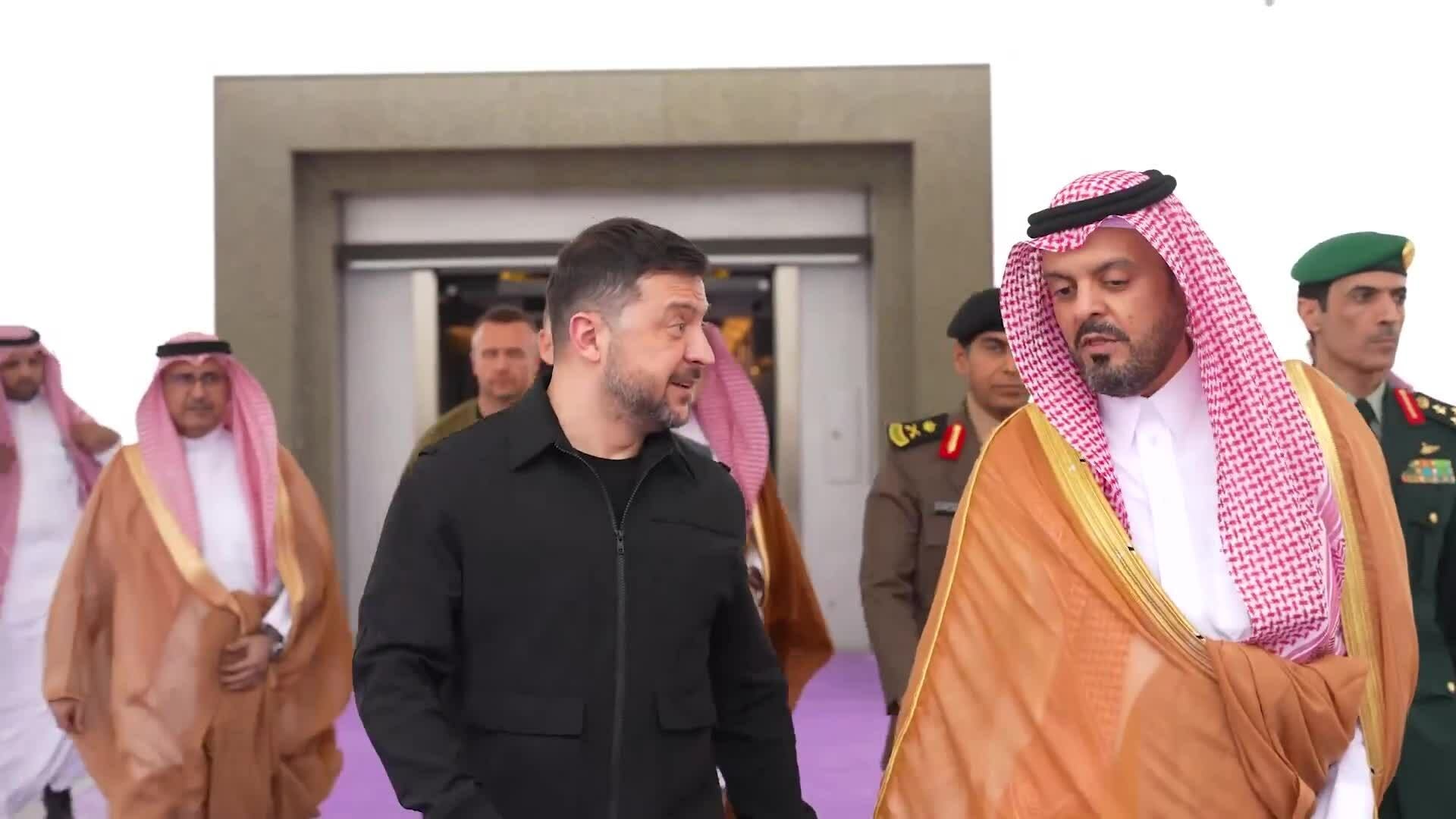 Arab Saudi - Ukraine ký thỏa thuận hợp tác quốc phòng