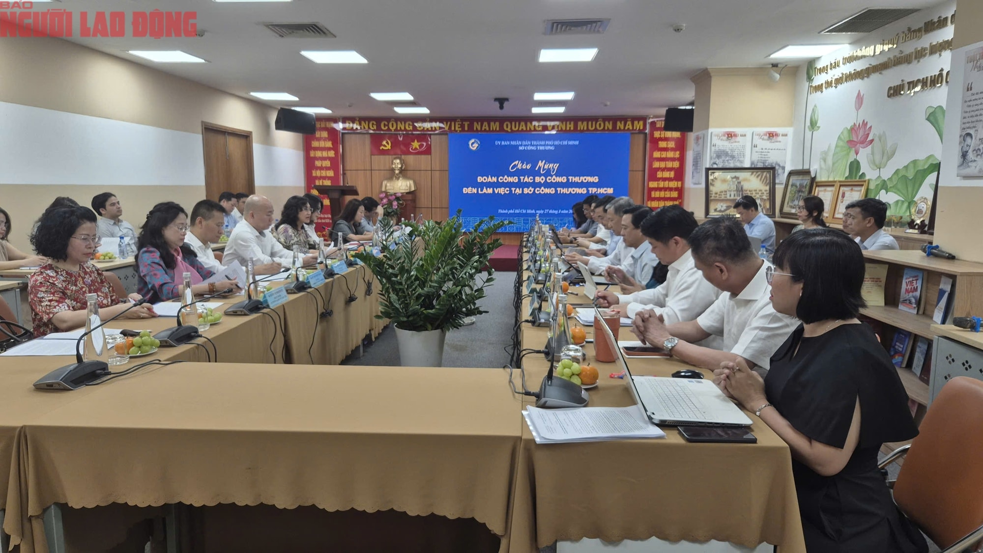 TPHCM thí điểm mô hình Trung tâm Outlet khuyến mãi quanh năm hấp dẫn 2026 - Ảnh 2.