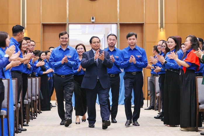 Thủ tướng Chính phủ gặp gỡ gương mặt trẻ Việt Nam tiêu biểu năm 2026 - Ảnh 1.