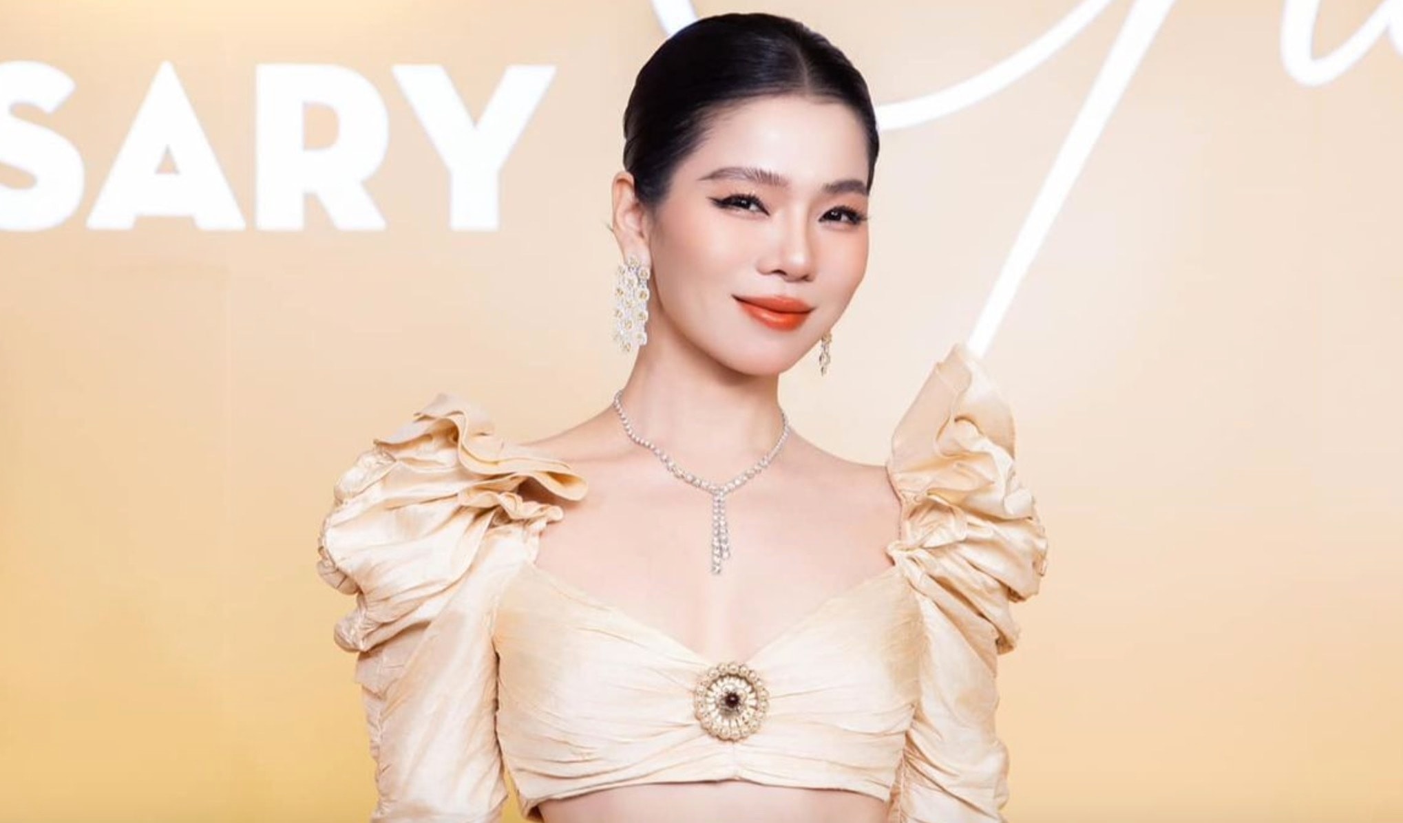 Vụ việc của ca sĩ Lệ Quyên gần đây khiến nhiều người đặt ra vấn đề về ranh giới ứng xử của nghệ sĩ trên mạng xã hội.