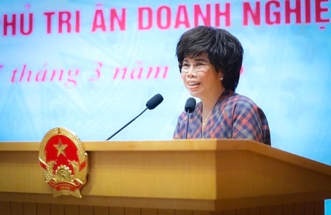 Bà Thái Hương phát biểu trước Thủ tướng tại Hội nghị sáng 27/3. Ảnh: M.H