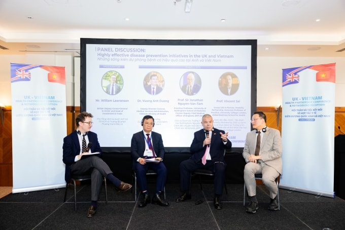 Các chuyên gia thảo luận tại sự kiện. Ảnh: BTC cung cấp