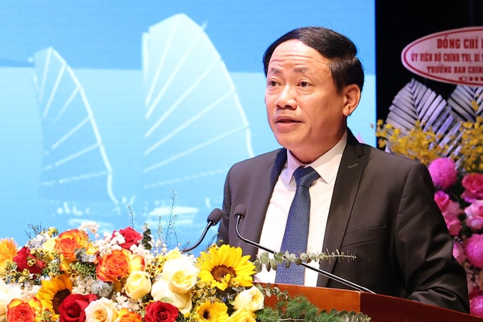 Ông Phạm Anh Tuấn, Chủ tịch UBND tỉnh Gia Lai phát biểu tại hội nghị xúc tiến đầu tư, sáng 28/3. Ảnh: Ngọc Oanh