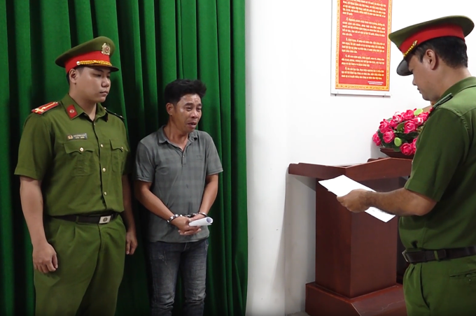 Nguyễn Ngọc Thắng tại cơ quan điều tra. Ảnh: Công an Khánh Hòa