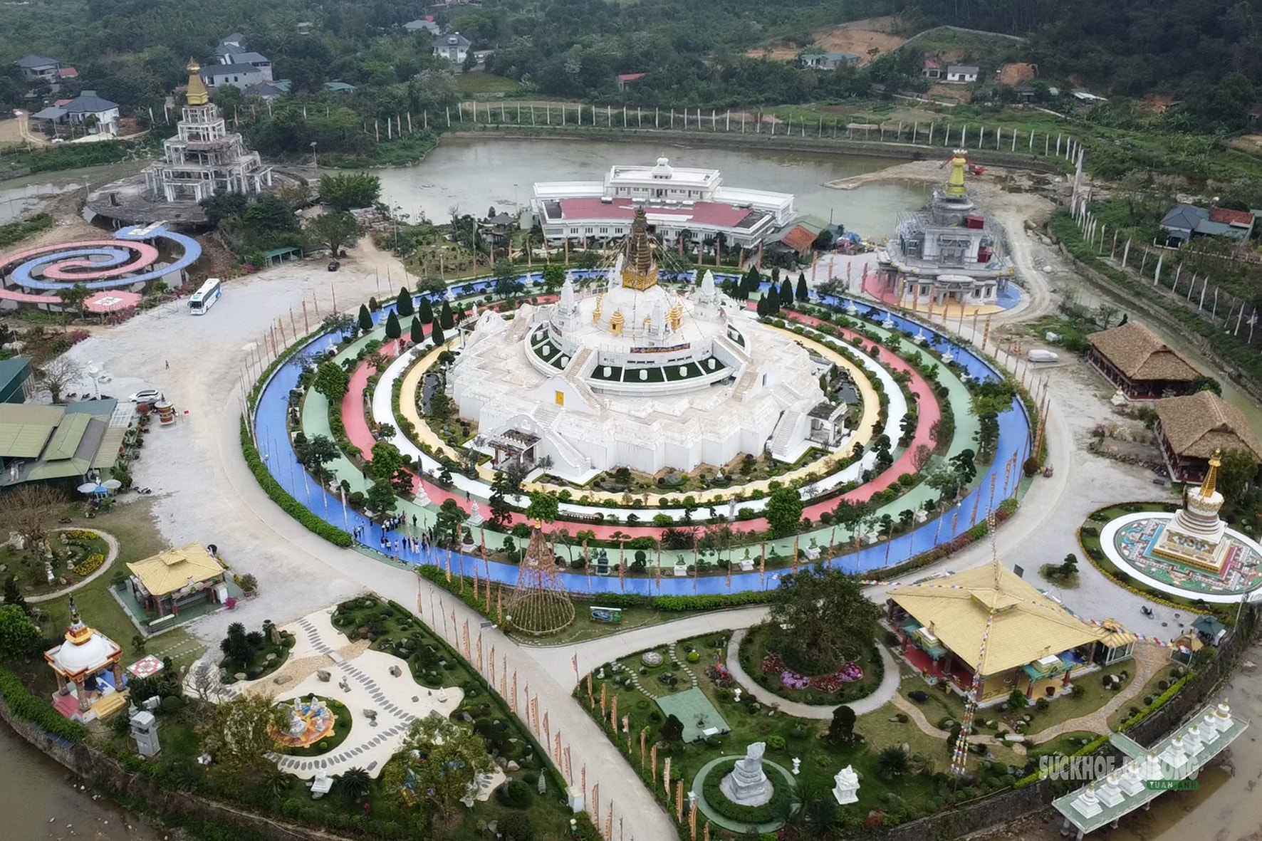 Đại bảo tháp Mandala: Điểm nhấn giữa chốn Tây Thiên- Ảnh 1. Đại bảo tháp Mandala: Điểm nhấn giữa chốn Tây Thiên- Ảnh 1.