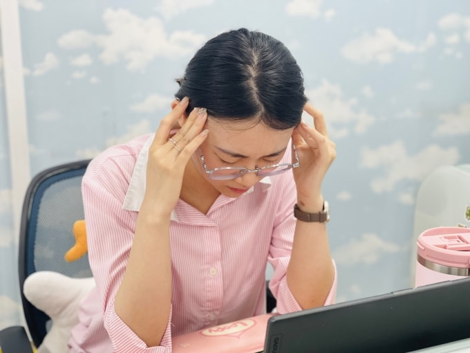 Chóng mặt, choáng váng thoáng qua thường tự hết nên dễ bị bỏ qua, song cũng có thể cảnh báo bệnh tim mạch. Ảnh: Ly Nguyễn