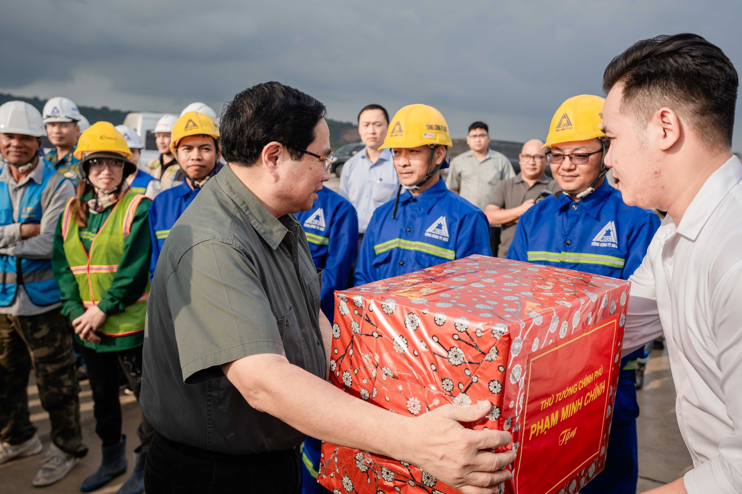 Thủ tướng Phạm Minh Chính khởi công dự án APEC 2027 tại Phú Quốc - Ảnh 13. Thủ tướng Phạm Minh Chính khởi công dự án APEC 2027 tại Phú Quốc - Ảnh 13.