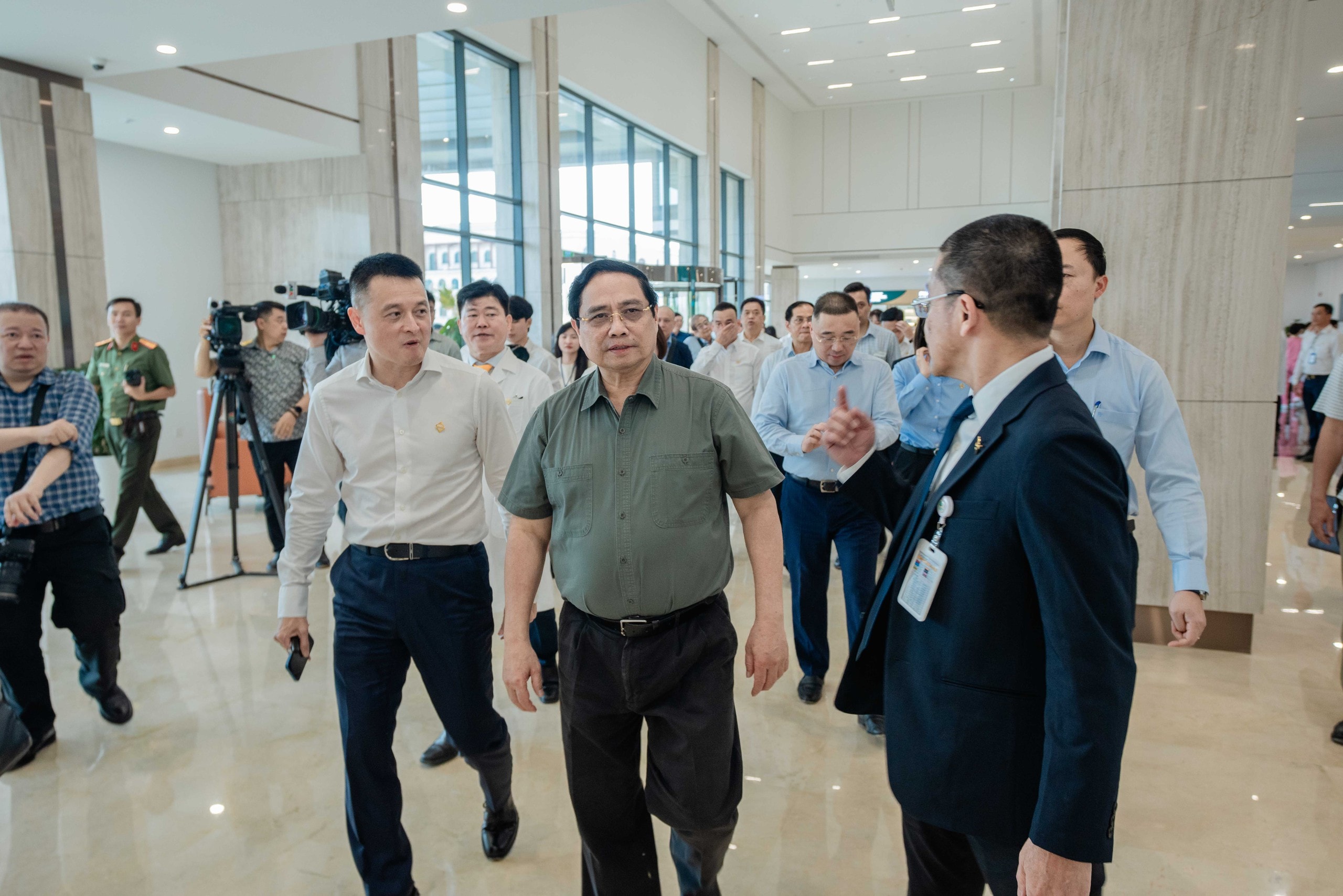 Thủ tướng Phạm Minh Chính khởi công dự án APEC 2027 tại Phú Quốc - Ảnh 21. Thủ tướng Phạm Minh Chính khởi công dự án APEC 2027 tại Phú Quốc - Ảnh 21.