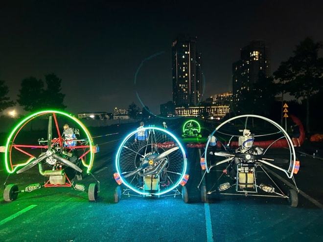 VIDEO: Người dân tại TPHCM sắp được ngắm toàn cảnh thành phố bằng dù lượn - Ảnh 2.