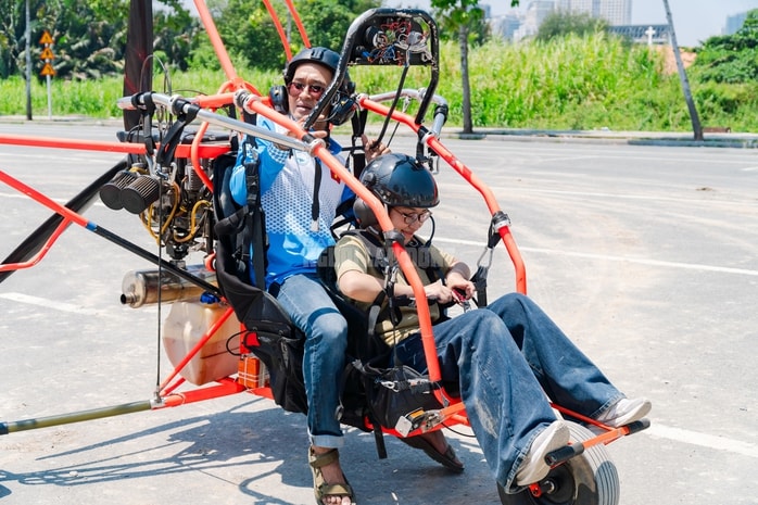 VIDEO: Người dân tại TPHCM sắp được ngắm toàn cảnh thành phố bằng dù lượn - Ảnh 13.