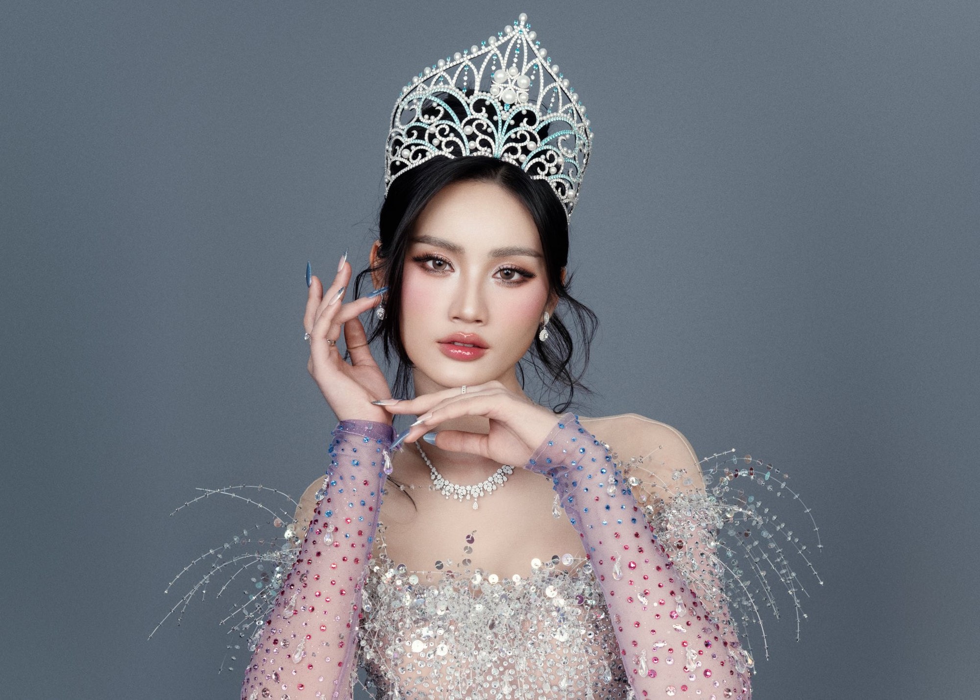 Đương kim Miss World Vietnam gây chú ý trước thềm kết thúc nhiệm kỳ- Ảnh 1. Đương kim Miss World Vietnam gây chú ý trước thềm kết thúc nhiệm kỳ- Ảnh 1.