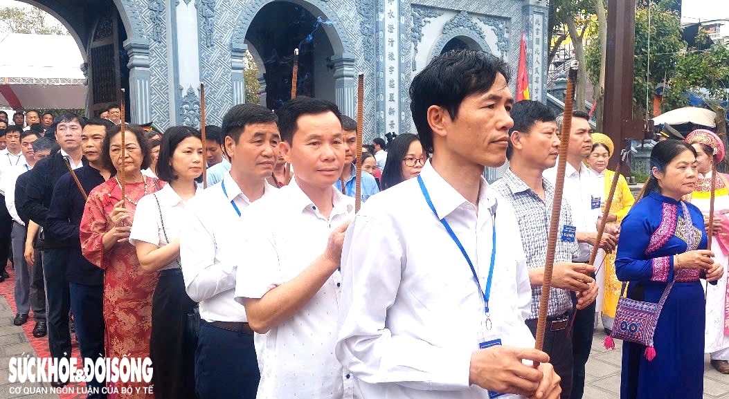 Linh thiêng đền Tranh và những giá trị văn hóa từ lễ hội đặc biệt nhiều người chưa biết- Ảnh 20. Linh thiêng đền Tranh và những giá trị văn hóa từ lễ hội đặc biệt nhiều người chưa biết- Ảnh 20.