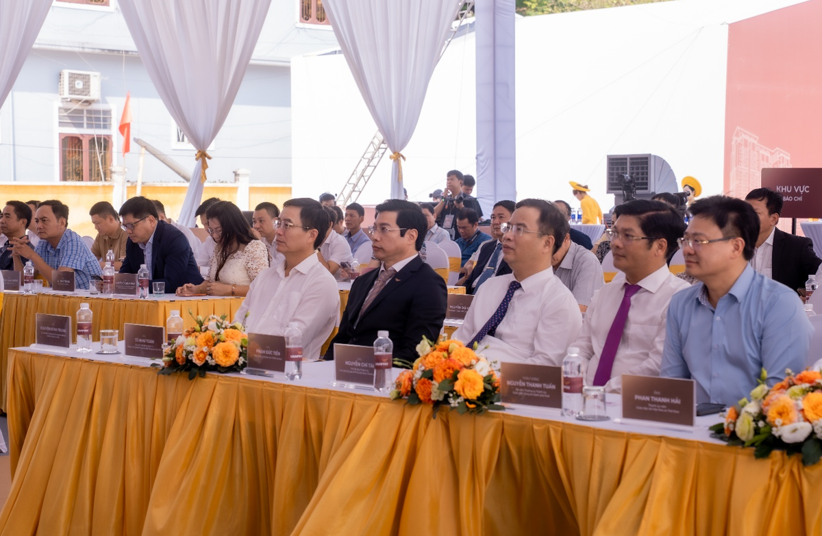 Đại biểu tham dự lễ khởi công dự án Vlasta Premier – Phú Hội.