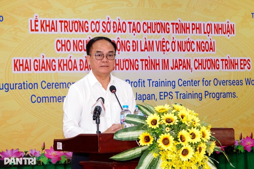 Mở rộng thị trường nhân lực trị giá 6-7 tỷ USD kiều hối về miền Tây - 1 Mở rộng thị trường nhân lực trị giá 6-7 tỷ USD kiều hối về miền Tây - 1