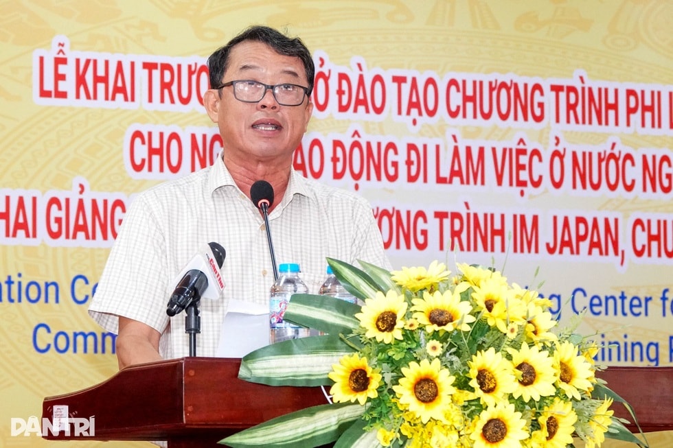 Mở rộng thị trường nhân lực trị giá 6-7 tỷ USD kiều hối về miền Tây - 4 Mở rộng thị trường nhân lực trị giá 6-7 tỷ USD kiều hối về miền Tây - 4