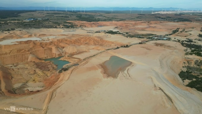 Mỏ titan của Công ty Hưng Thịnh tại xã Hòa Thắng đang tạm dừng khai thác do bị điều tra, ngày 17/1/2025. Ảnh:Việt Quốc