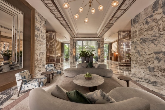 Sảnh chờ theo tiêu chuẩn khách sạn 5 sao, với đội ngũ concierge luôn túc trực hỗ trợ. Ảnh: Masterise Homes