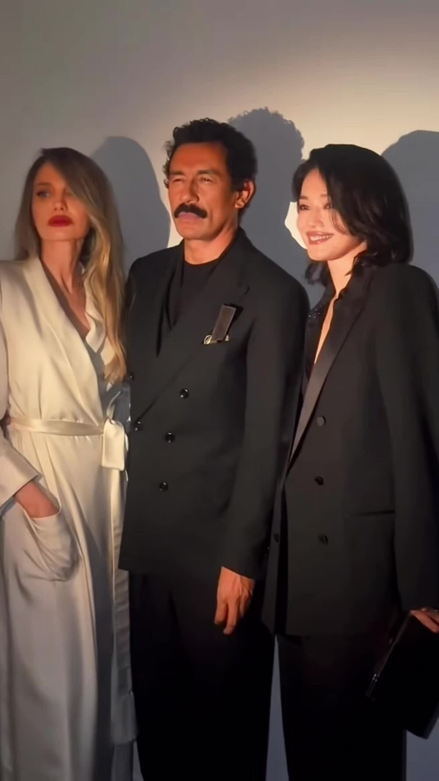 Thư Kỳ và Angelina Jolie tại Thượng Hải