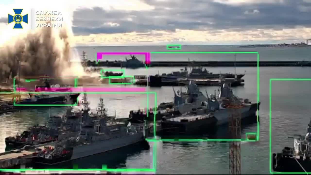 Ukraine tuyên bố tập kích trúng tàu ngầm Nga