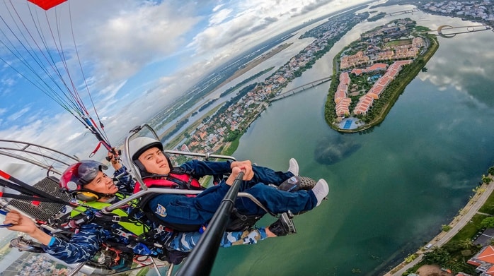 Lần đầu có tour du lịch bay dù lượn, ngắm Hội An từ trên cao - Ảnh 5.