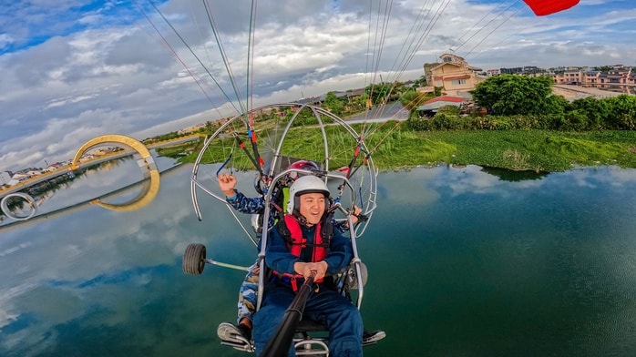 Lần đầu có tour du lịch bay dù lượn, ngắm Hội An từ trên cao - Ảnh 4.