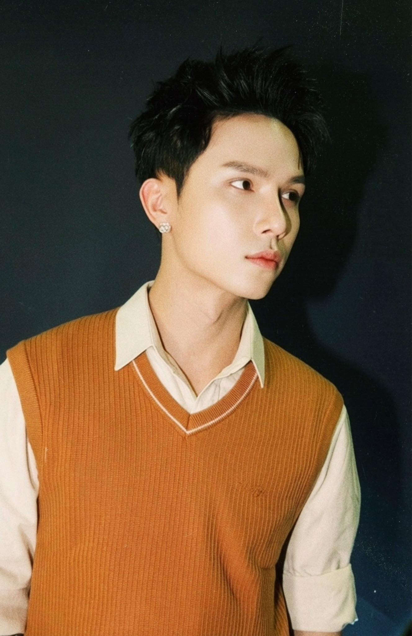 ca sĩ ảnh 2 ca si anh 2