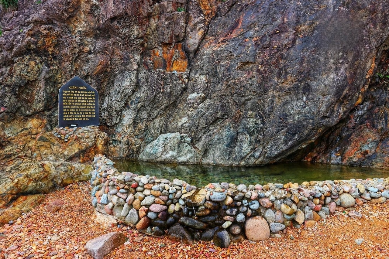 Juky San,  Gieng Tien anh 2