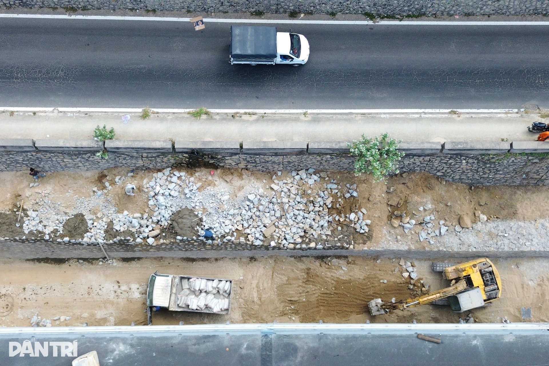 Con đèo uốn lượn giữa biển và núi, “níu chân” du khách ở TPHCM - 2