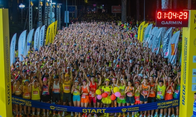 Giải Marathon với hơn 13.000 người tham dự tại TP HCM tháng 3/2026. Ảnh: VM