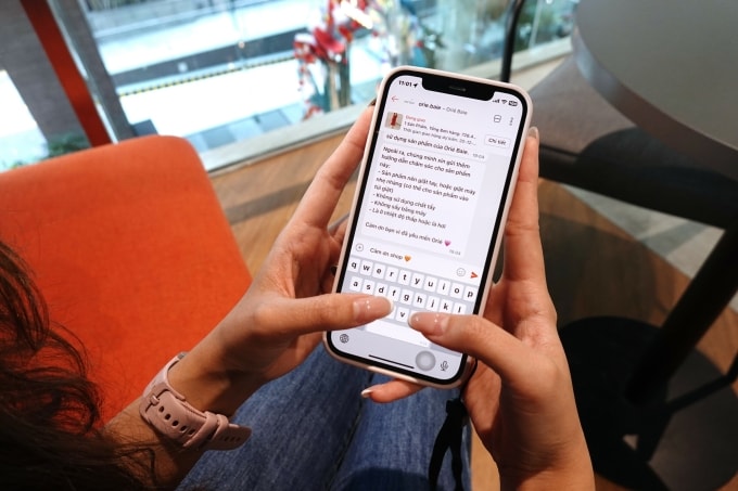 Người tiêu dùng đã nâng tiêu chuẩn khi mua sắm trên các sàn thương mại điện tử. Ảnh: Shopee