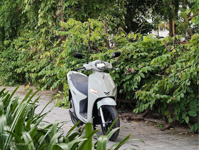 Xe máy điện VinFast Feliz phiên bản đổi pin, tầm di chuyển đến 262 km sau một lần sạc đầy. Ảnh: Tuấn Vũ