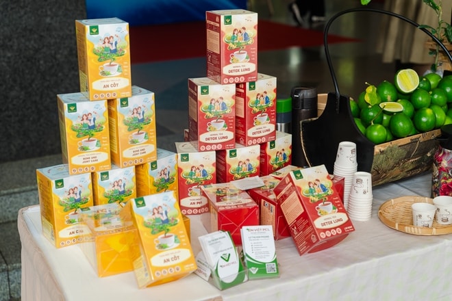 VIDEO: Lạ miệng với đặc sản từ chùm ngây và quả lê-ki-ma tại Lễ công bố Hàng Việt Nam Chất lượng cao - Ảnh 14.