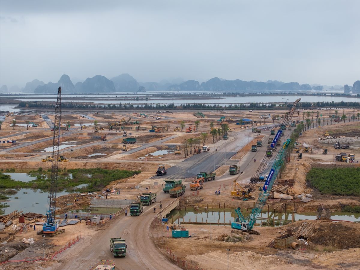 Sức nóng của Vinhomes Global Gate Hạ Long gia tăng từng ngày, song hành cùng tiến độ triển khai thần tốc.