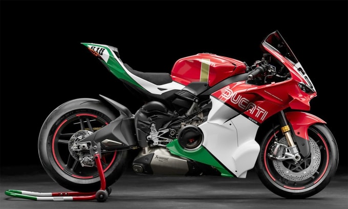 Siêu phẩm Superleggera V4 Centenario Tricolore giới hạn 100 xe. Ảnh: Ducati