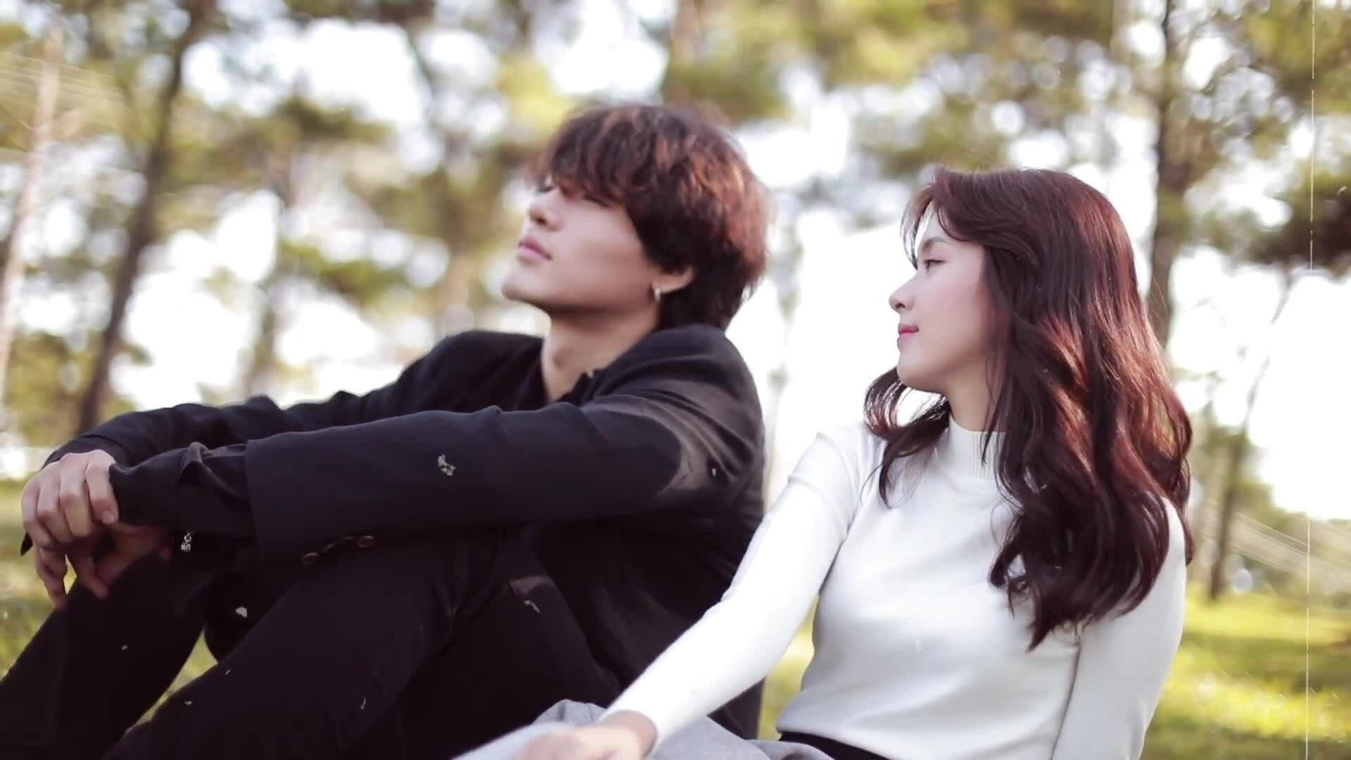 Khương Lê trong trích đoạn MV 