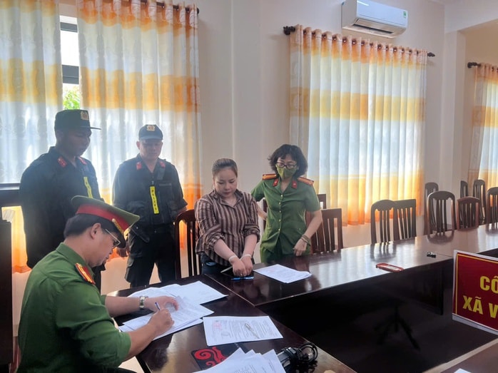 Hé lộ đường đi của heo bệnh vào lò mổ ở Cần Thơ - Ảnh 1.