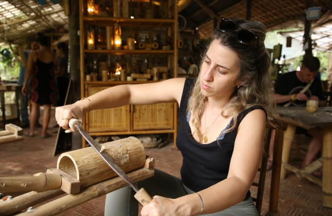 Biến tre thành những con vật độc đáo Ảnh chụp ngày 25/10/2024 Ảnh: Đắc Thành