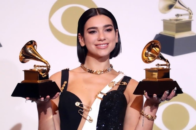 Dua Lipa tại Lễ trao giải Grammy lần thứ 61. Ảnh: REX