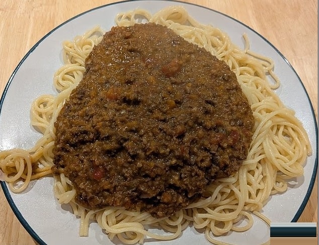 Món mì Ý sốt Bolognese làm từ nội tạng động vật. Ảnh: Dailymail