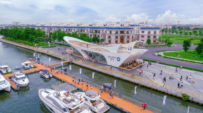 Bến du thuyền Marina Royal tại Van Phuc City. Ảnh: VPG