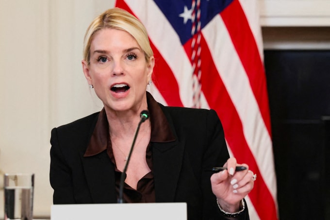 Bộ trưởng Tư pháp Mỹ Pam Bondi tại Nhà Trắng vào tháng 10/2025. Ảnh: Reuters