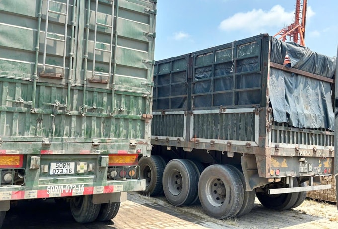 Các xe tải dùng để vận chuyển hàng hóa. Ảnh: Công an TP HCM