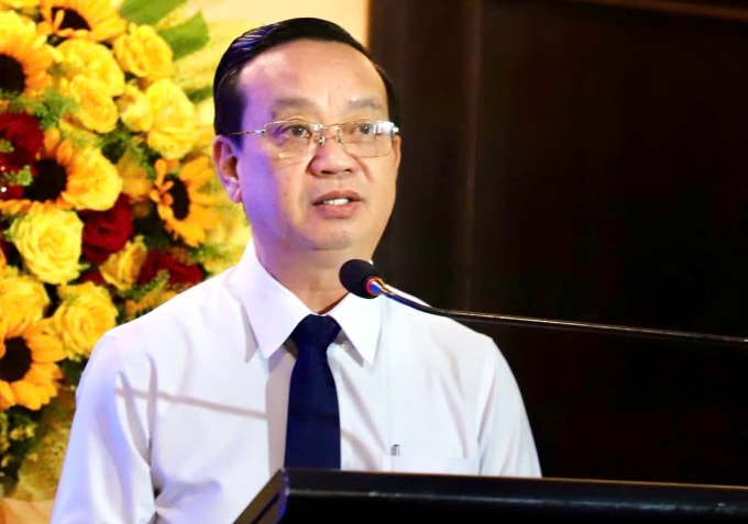 Phó chủ tịch UBND TP HCM Bùi Minh Thạnh phát biểu tại lễ phát động cuộc thi Khởi nghiệp đổi mới sáng tạo trong lĩnh vực nông nghiệp ứng dụng công nghệ cao 2026, sáng 3/4. Ảnh: Lê Tuyết