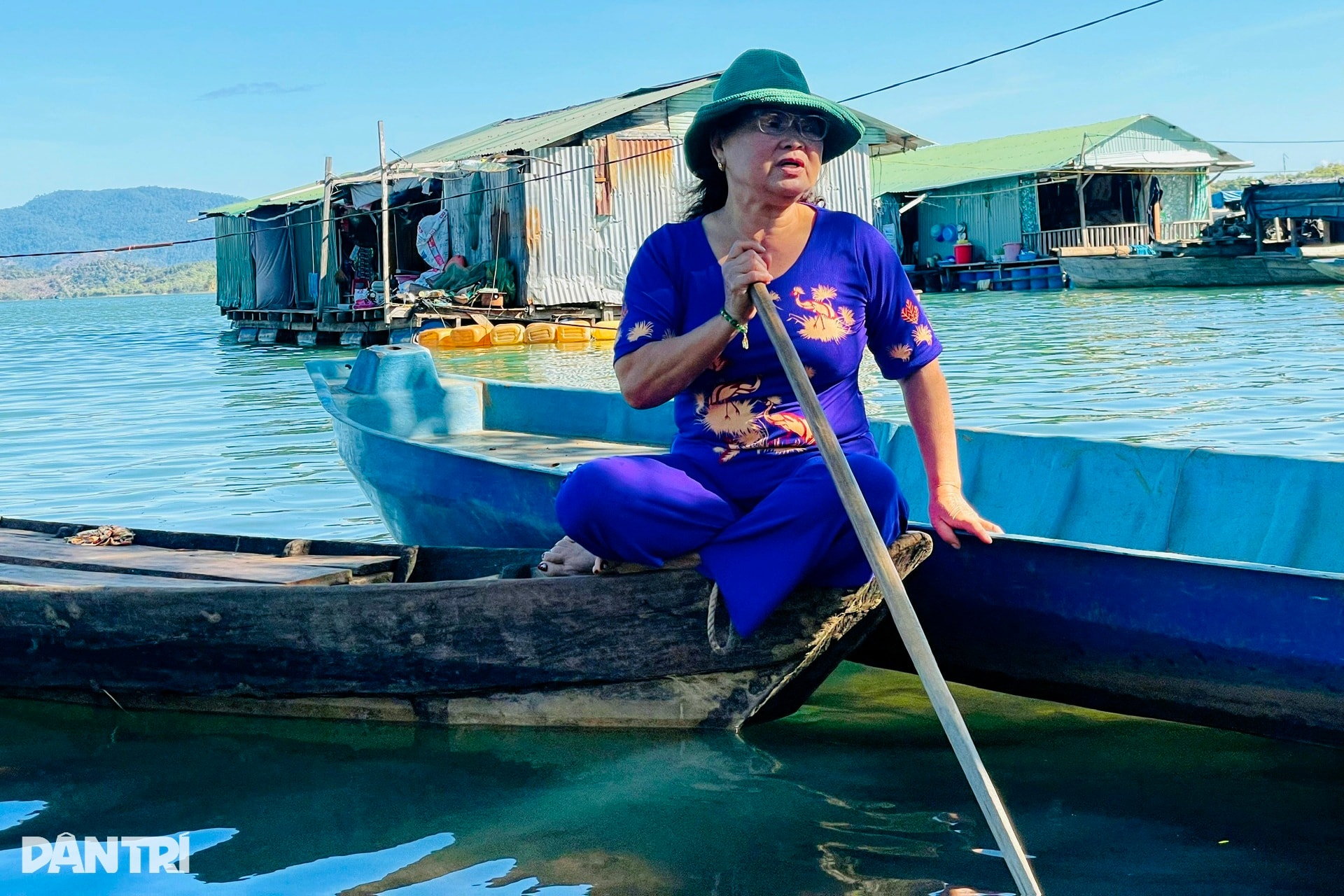 Những người làm nghề “chân không chạm đất” - 4 Những người làm nghề “chân không chạm đất” - 4